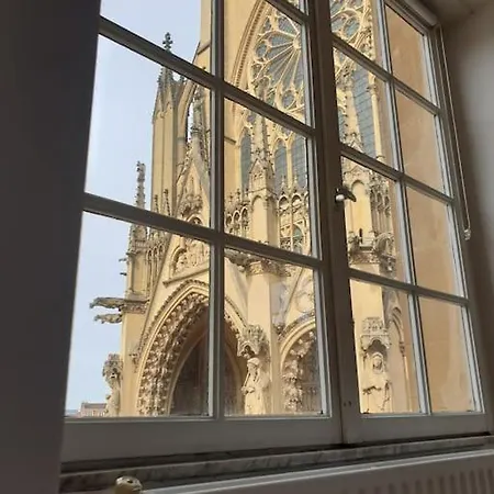 En Plein Coeur De Avec Vue Exceptionnelle Sur La Cathedrale 2 Personnes, 1 Chambre Apartment *